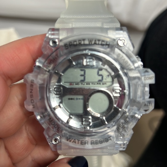 Sport watch - Picture 3 of 4